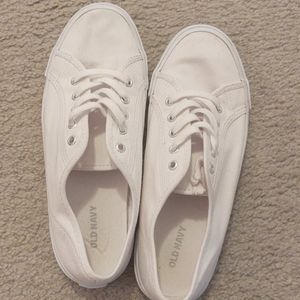 White Old Navy Canvas Shoes